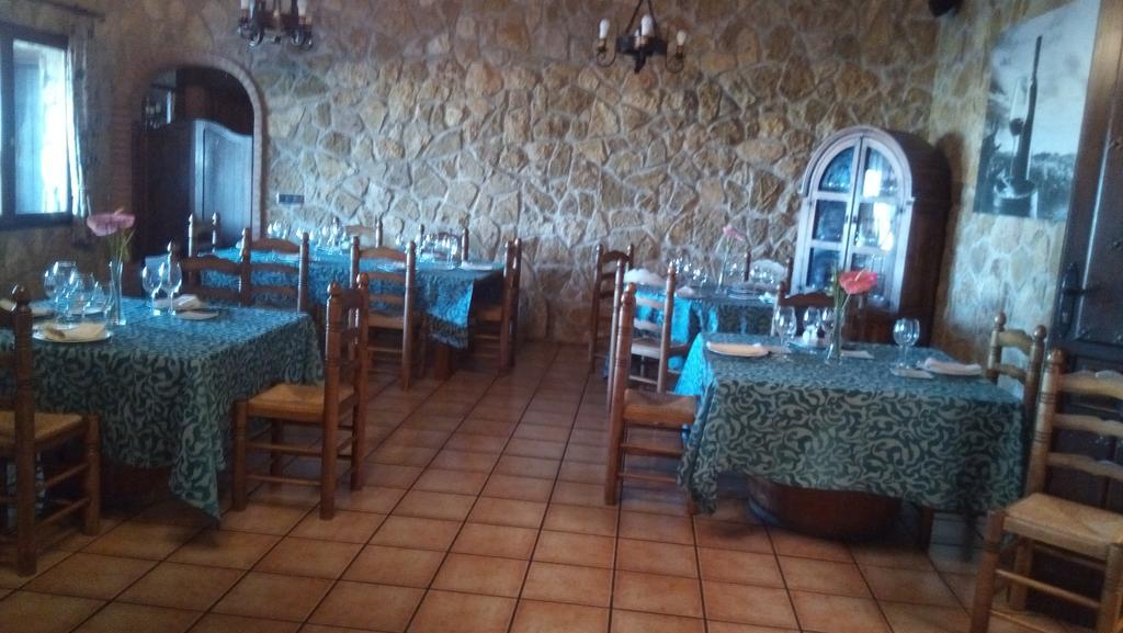 Hotel Vinedos Y Bodegas El Castillo บียาร์โรเบลโด ภายนอก รูปภาพ